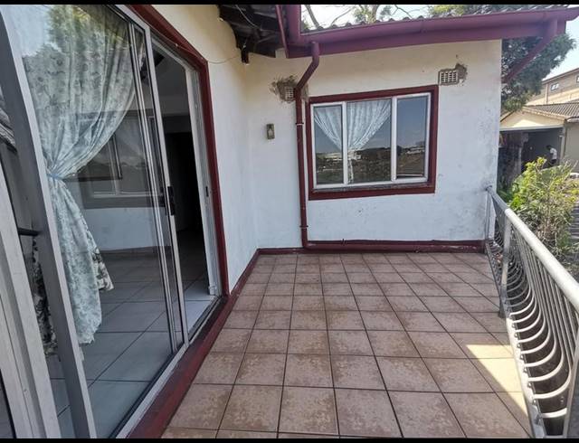2 BEDROOM PROPERTY TO RENT IN MOTALA HEIGHTS